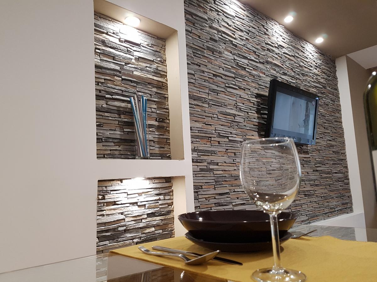 Woodstone Apartment Плоєшті Екстер'єр фото